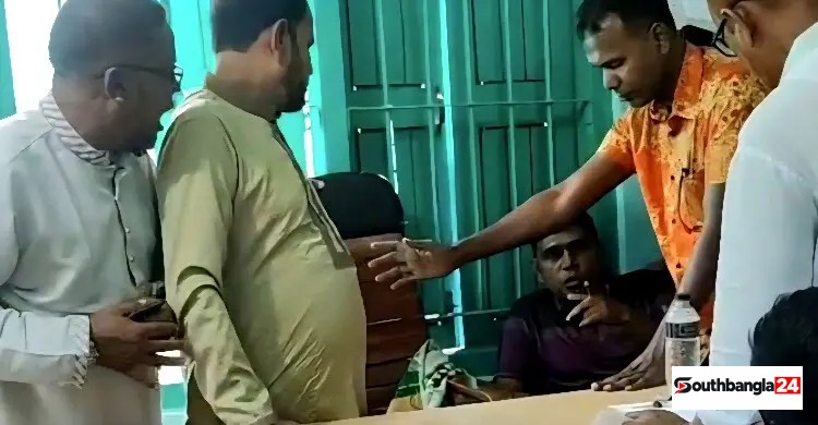 চাঁদা না পেয়ে ইউপি সদস্যকে পেটালেন বিএনপি নেতা