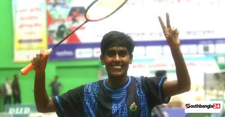 অভাবের সংসার থেকে জাতীয় ব্যাডমিন্টনে সেরা