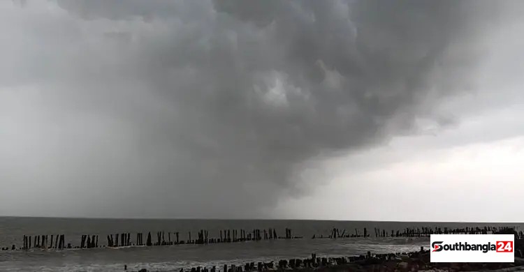 বঙ্গোপসাগরে শক্তিশালী হচ্ছে নিম্নচাপ, ফের ঘূর্ণিঝড়ের আশঙ্কা