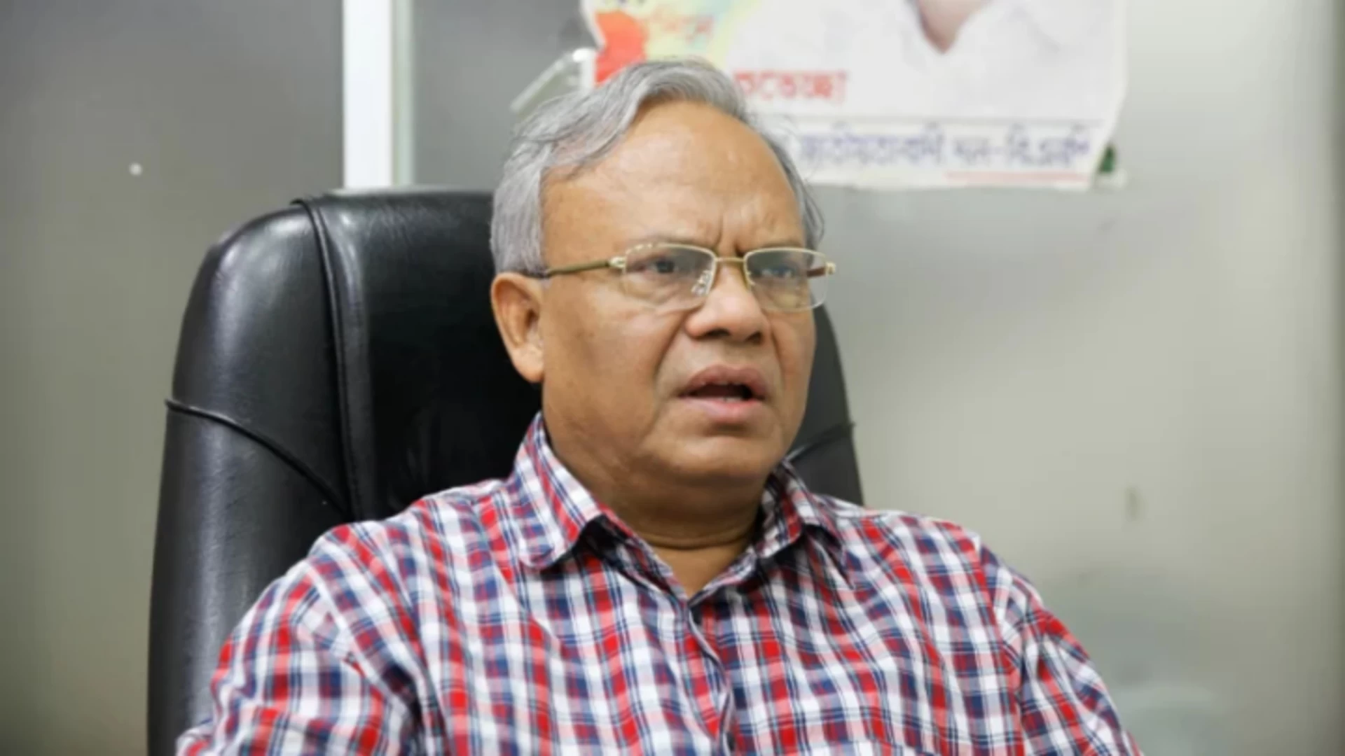 ’মাস্টার প্ল্যানের অংশ হিসেবে মাঝরাতে বিএনপি কার্যালয়ে অভিযান’