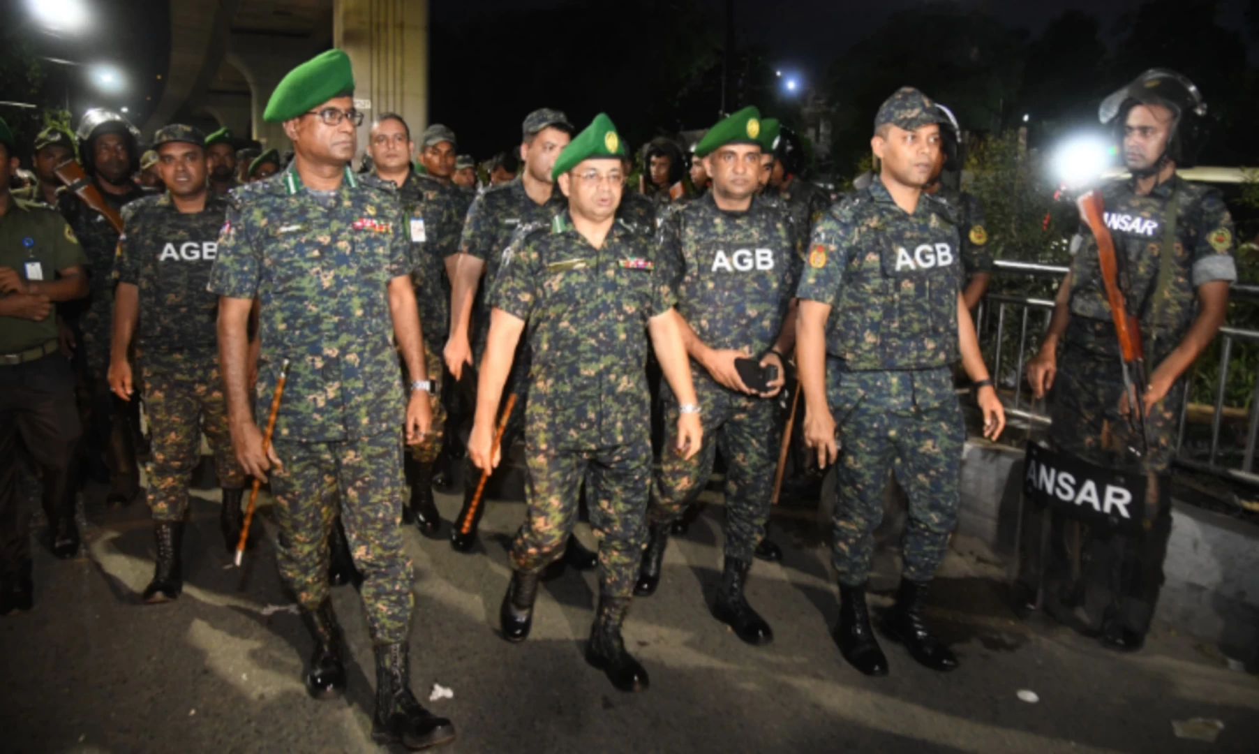 রাজধানীতে ১৬ প্লাটুন আনসার মোতায়েন