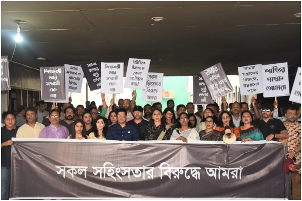 শোকাবহ আগস্টের প্রথম দিনে বিটিভিতে একঝাঁক তারকা