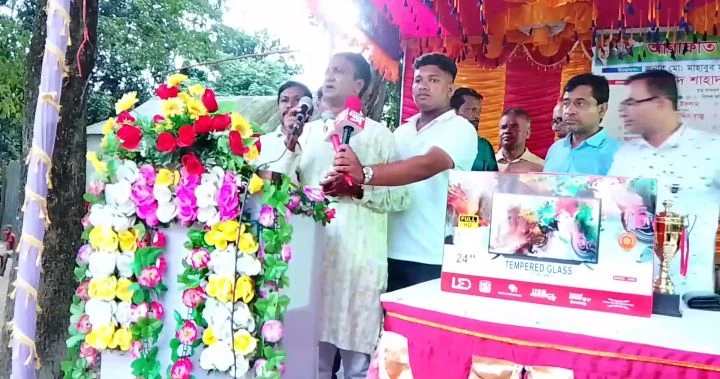 মনোহরদীতে আরাফাত রহমান কোকো স্মৃতি ফুটবল টুর্নামেন্ট-২০২৫ এর ফাইনাল খেলা অনুষ্ঠিত